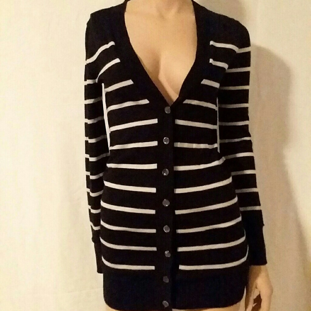 J.crew button down sweater - Picture 4 of 4